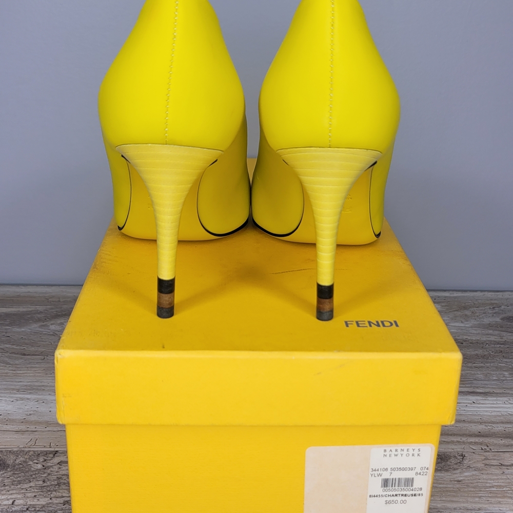 Fendi Neon Yellow Pumps - Picture 4 of 10